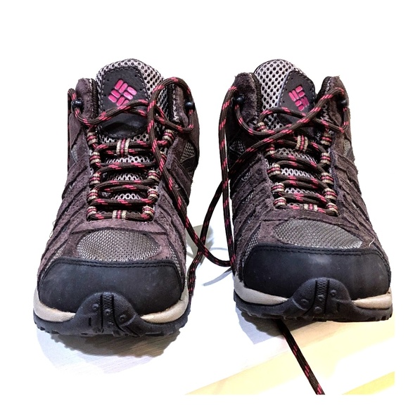 columbia hiking shoes